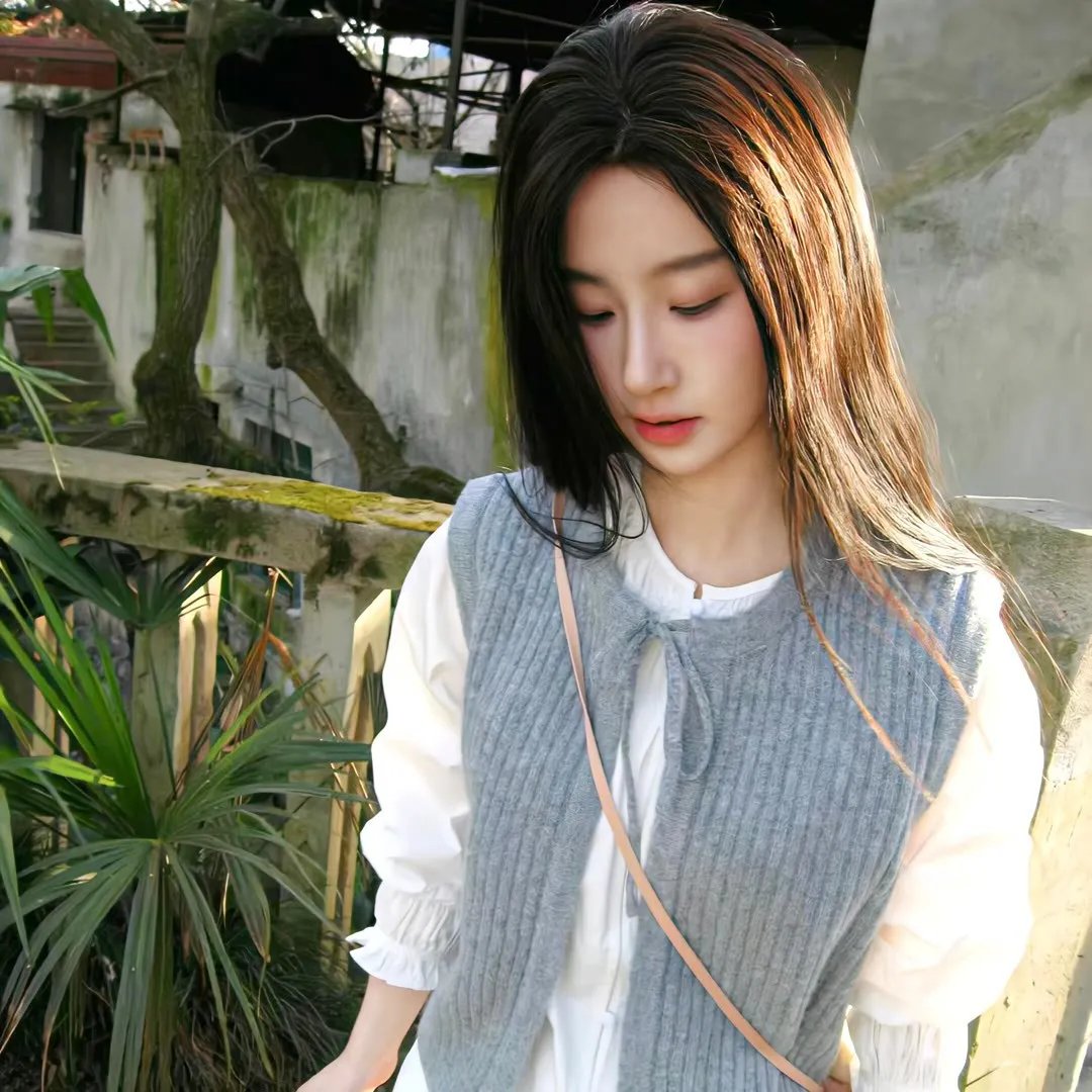 唇彩间谍